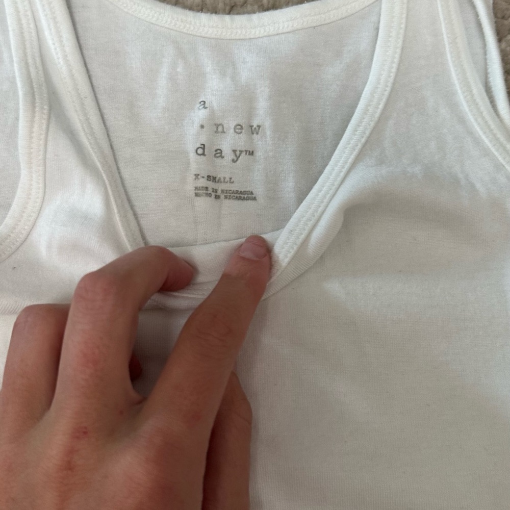 2 pack white and black tank tops - Picture 3 of 4